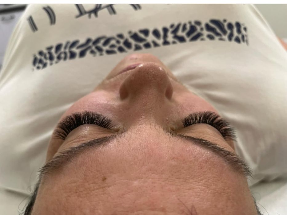 Наращивание ресниц ЕСТЬ выезд