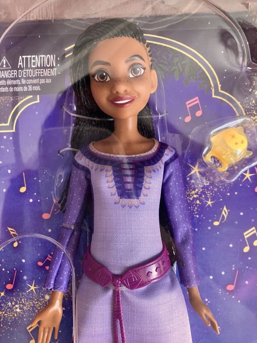 Дисни кукла Аша със звезда