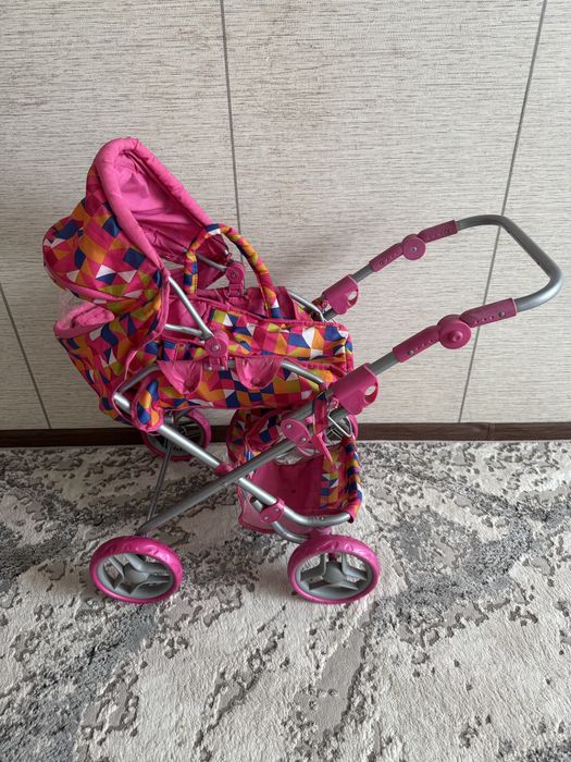 Коляска для кукол