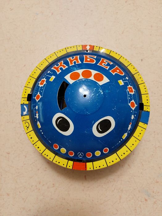 Руска ламаринена играчка Луноход КИБЕР