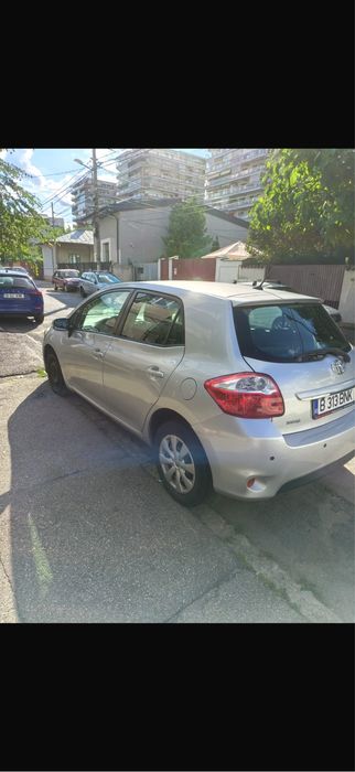 TOYOTA Auris 2013 — imagine 2