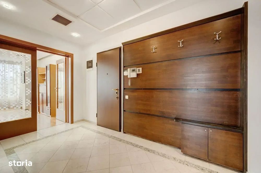 Apartament 3 camere pe Blvd. Primaverii!