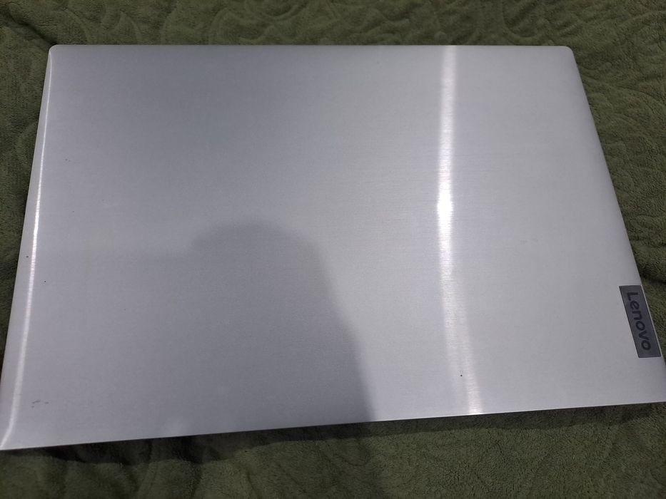 Продам ноутбук Lenovo