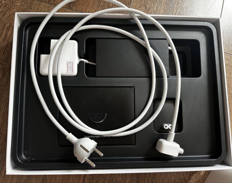Macbook Air 2017 Макбук продаю