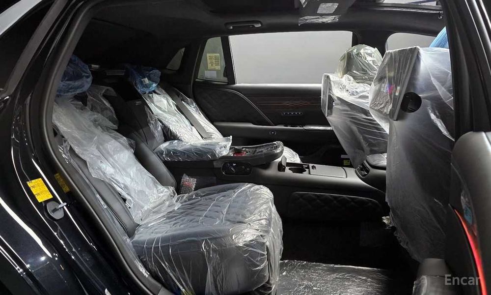 Genesis G90 3.5 Turbo eS/C AWD LWB Black Edition