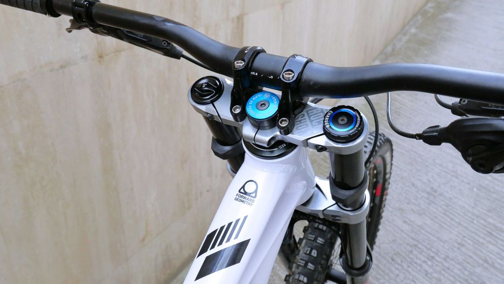 Mondraker Summum 29 DH – Race Ready, BoXXer, Code R