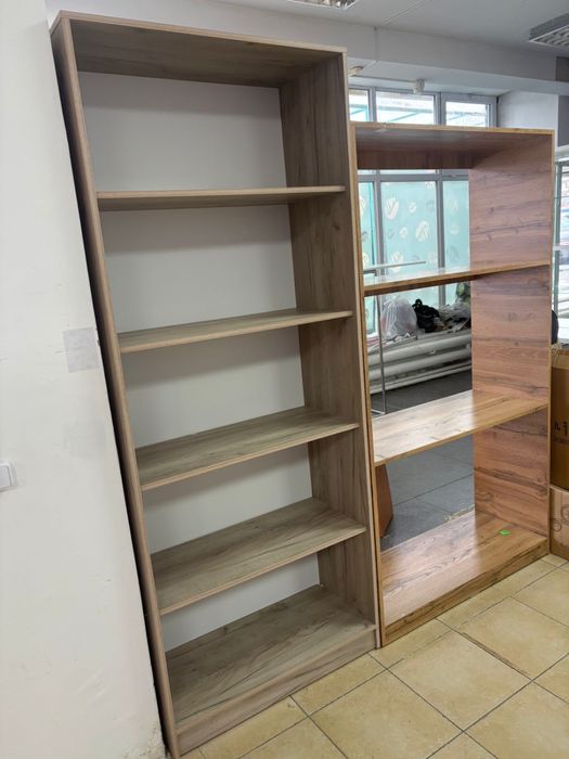 Шкаф для товара витрины