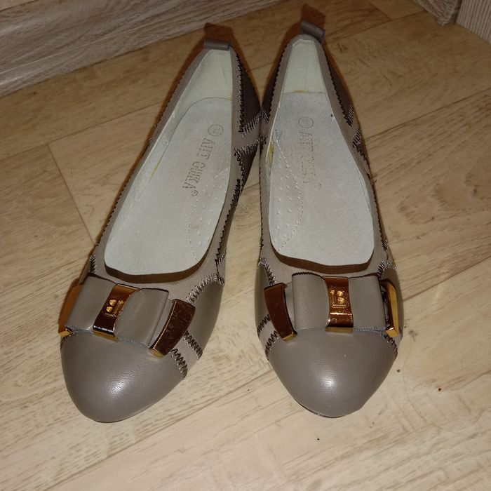 Детские, школьные туфли.