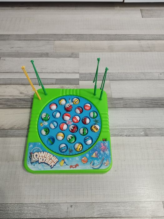 Детска играчка кран и рибки