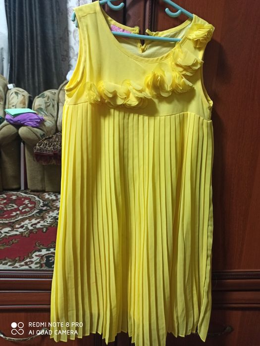 Продам платья на девочку