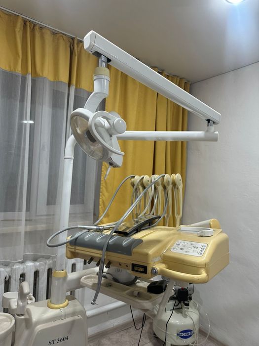 Продам стоматологическое кресло