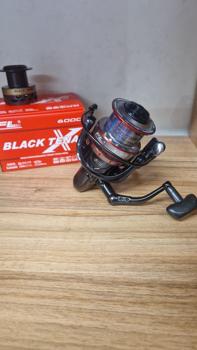 Feeder макара FL Black Tena 6000 с 9 лагера