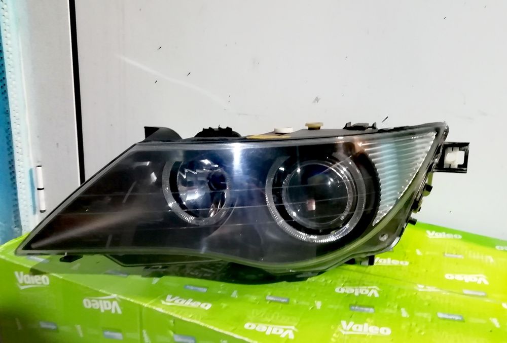 Фар Фарове за BMW M6 Е63 Е64 / БМВ 6 Е63 Е64 Dynamic-Xenon.