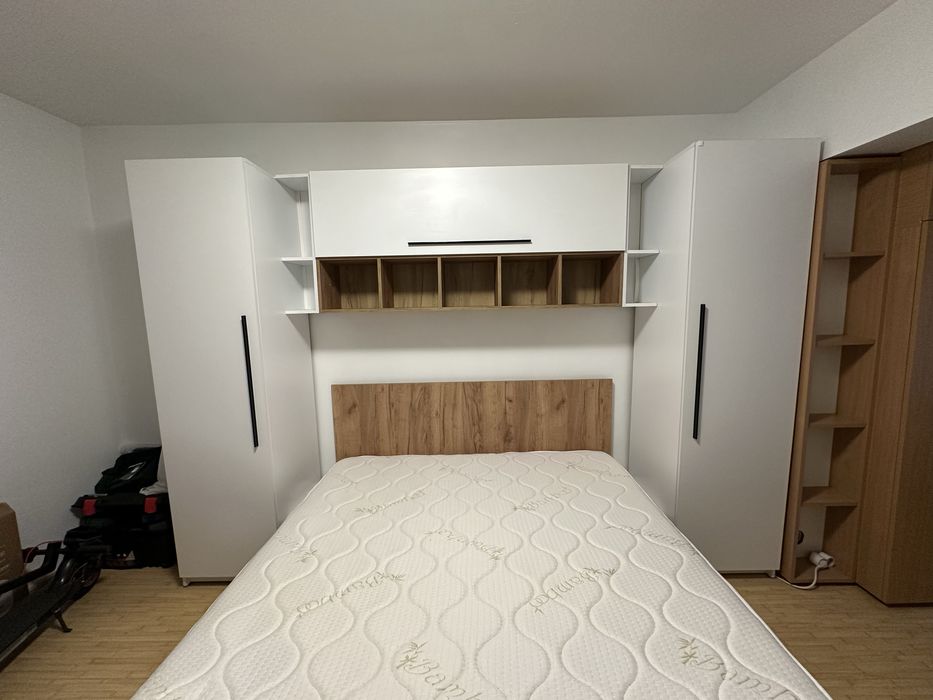 Mobilă dormitor de vânzare