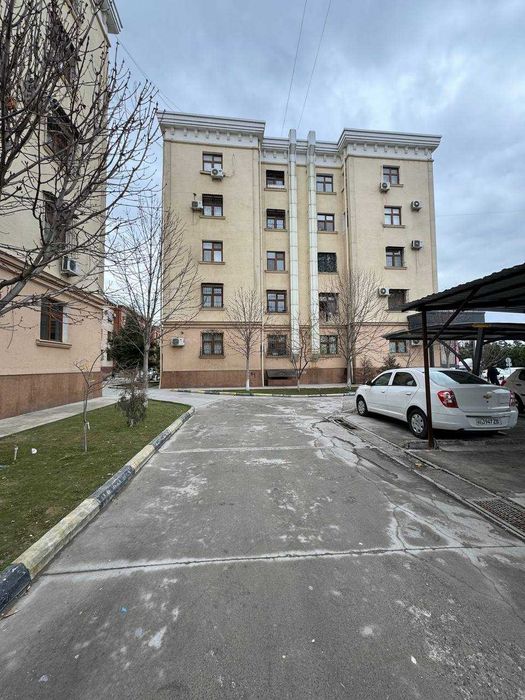 Сагбон Нуравшан 2+2/1/5 Кирпич общая площадь 145м2 м2