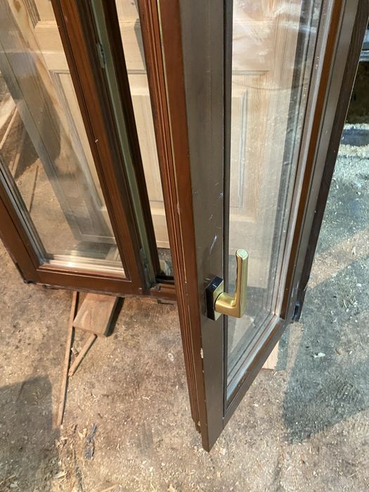 Продам оконный блок 120*100 .