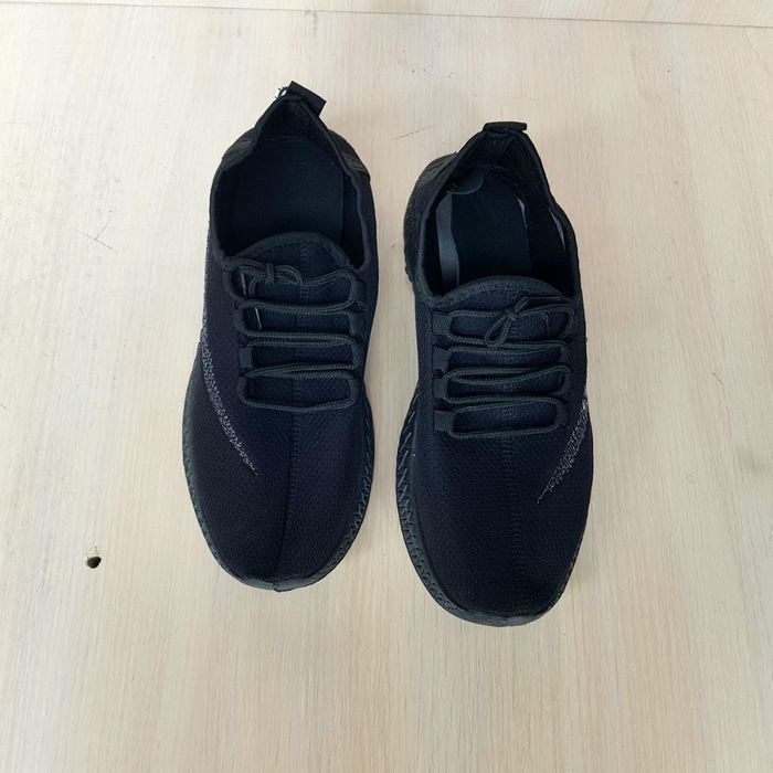 Лёгкие летние кросовки