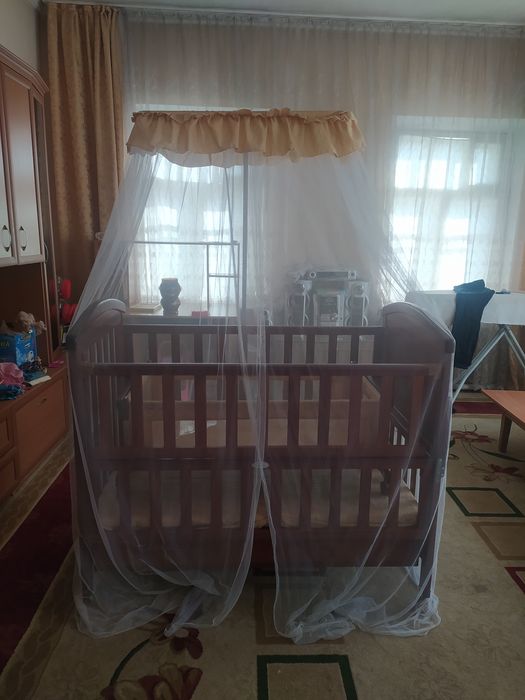 Детская кровать для малышей