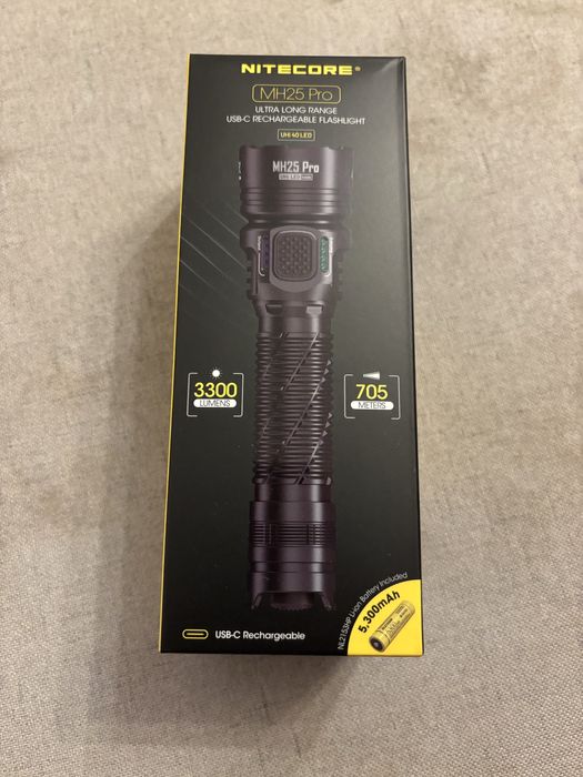 Lanterna Nitecore MH25 Pro