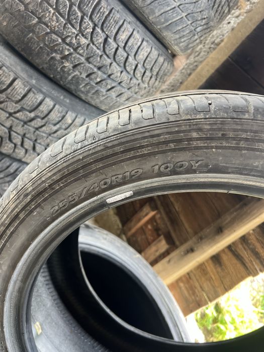 Летни гуми 255/40/19