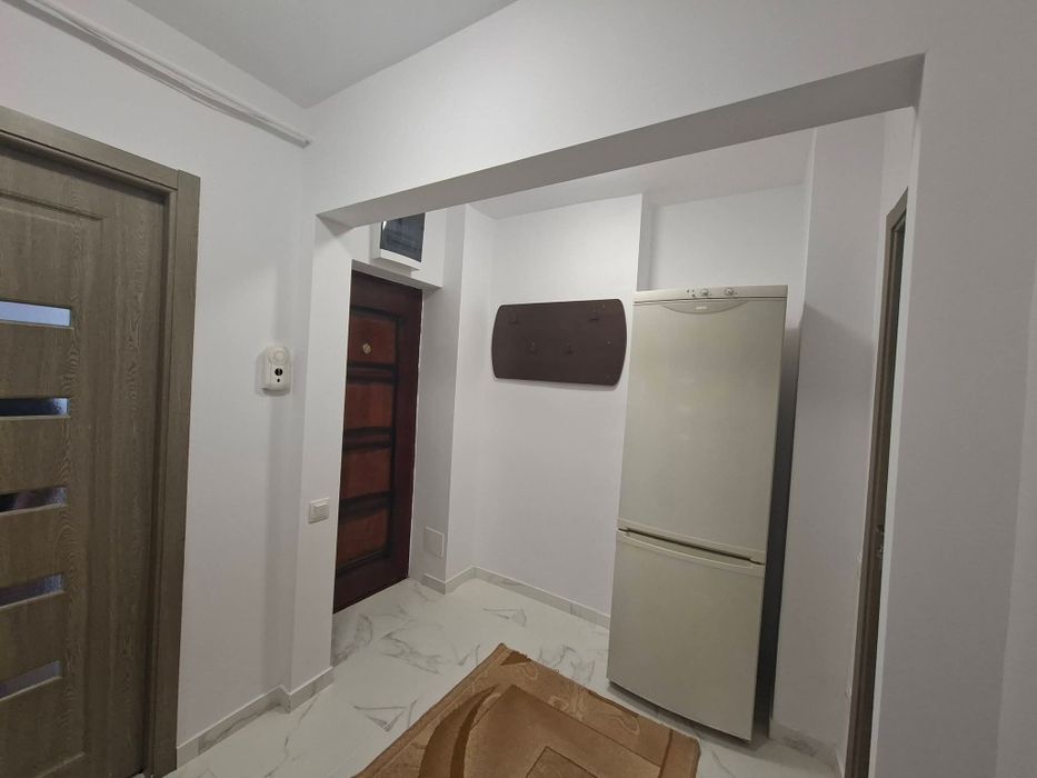Închiriez apartament 2 camere