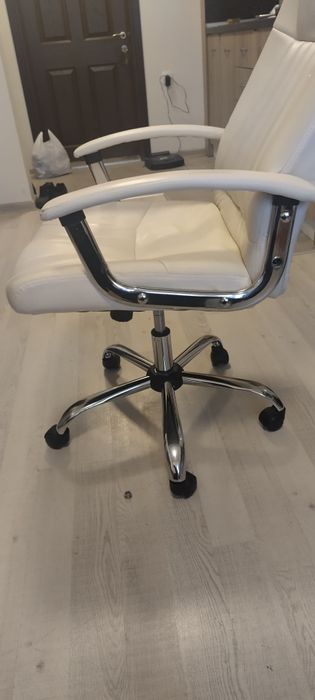 Президентски стол кожа