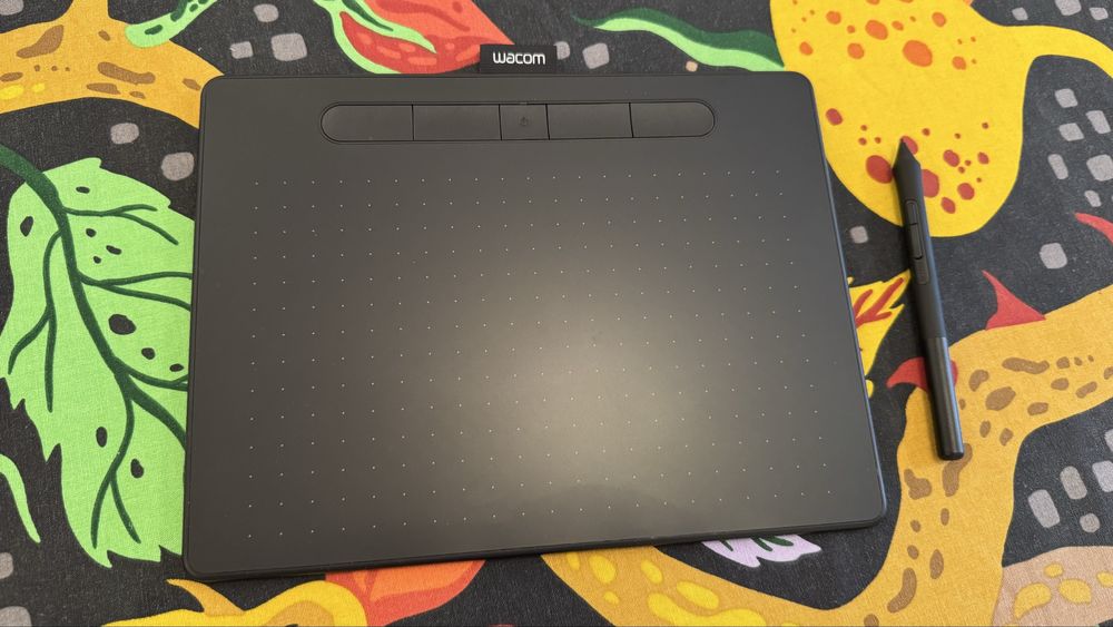 Графичен таблет Wacom Intuos M Bluetooth