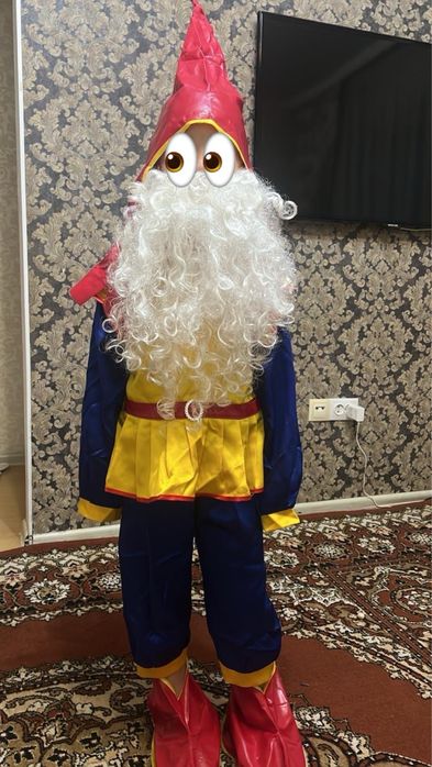 продаю костюмы на утренник