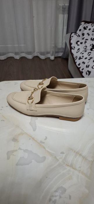 Женские лоферы новые