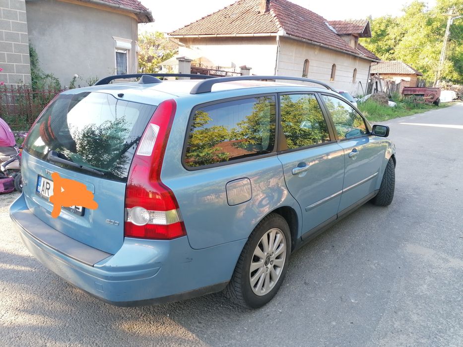 Vând Volvo v50 2.0D