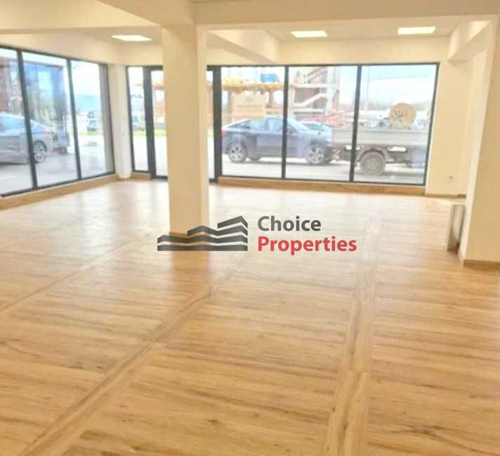 Дава се под наем Магазин в Варна, Западна промишлена зона - 150 кв.м за 1300 € - Снимка #1