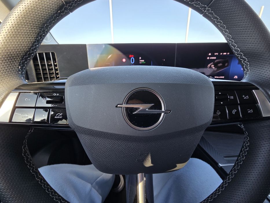 Opel Astra, 1.6 PHEV, 180CP