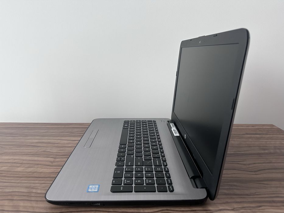 Laptop HP 250 G5 i7-6500U 256Gb SSD 8Gb Ram