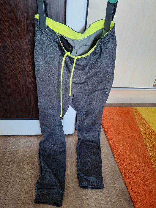 Pantaloni trening dama