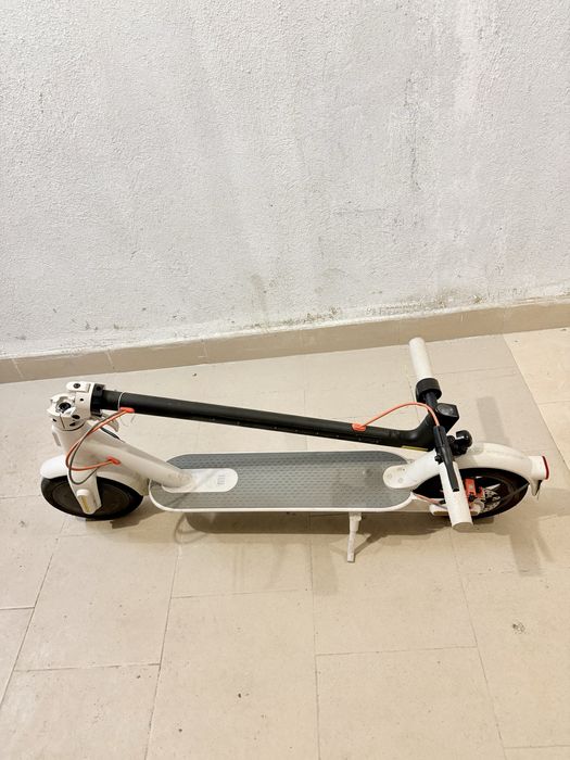 Тротинетка електрическа Xiaomi Electric Scooter 4 Pro