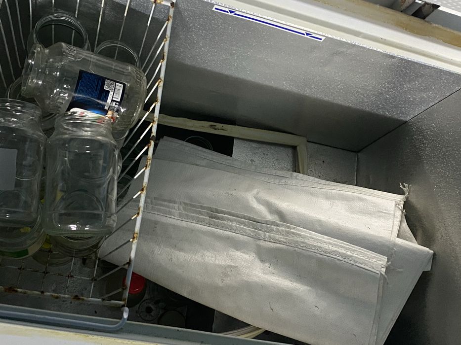 Морозильник Бирюса 240K 240 л белый