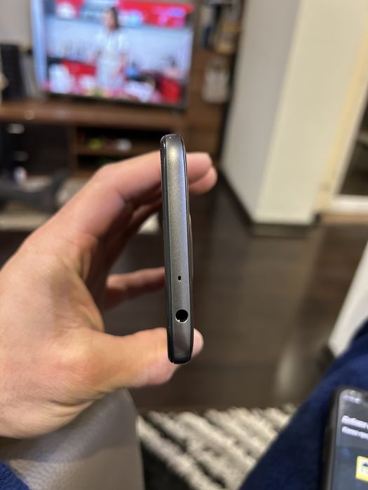 Продавам Nokia 5.3