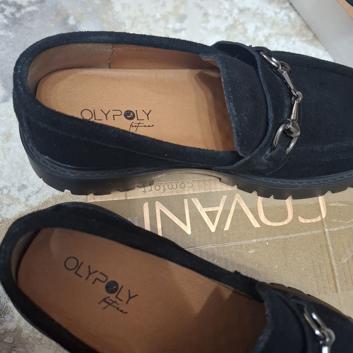 Продам лоферы черные