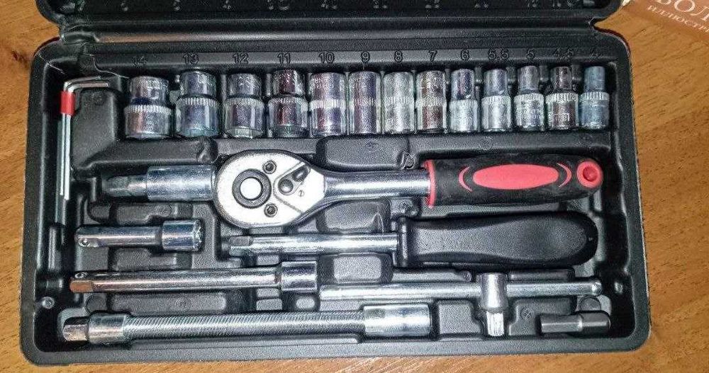 Набор инструментов CR-V [46 предметов]