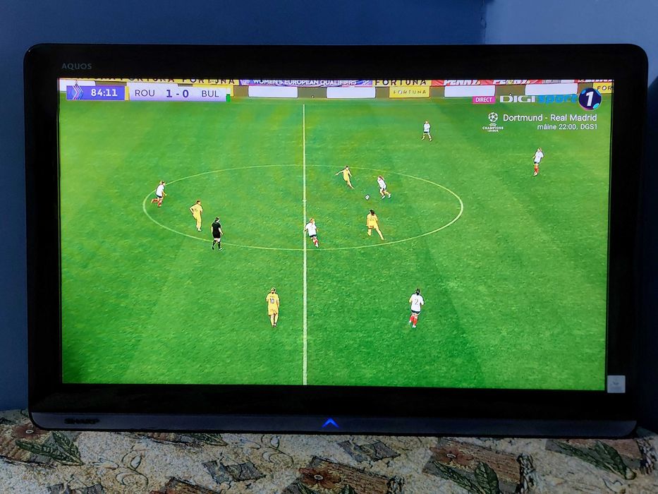 Televizor led SHARP Full HD-tuner digital cablu