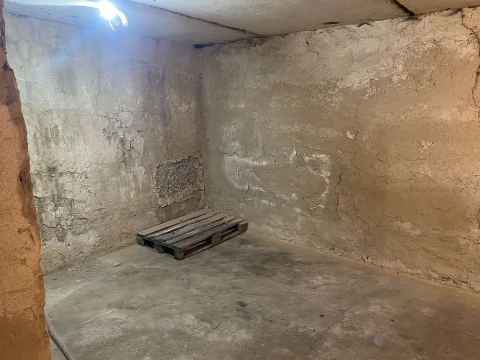 Сдаю в аренду подвал