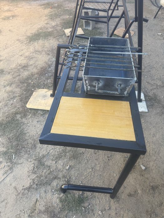 Продам мангальный стол
