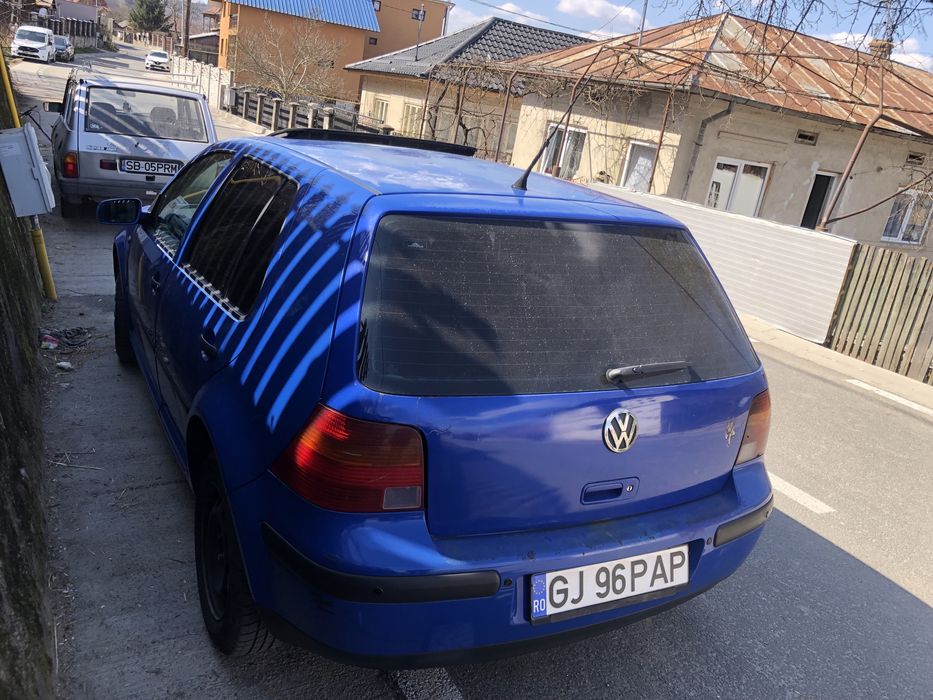 Vand golf 4 1.4 benzina