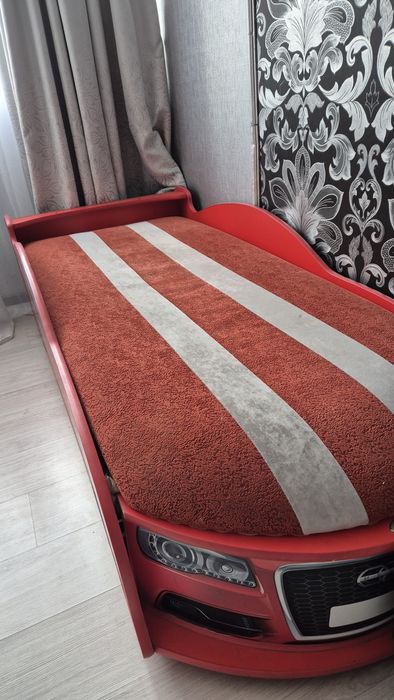 Кровать детская.