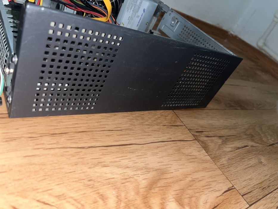 Продам два пк вроде рабочие за 5 к