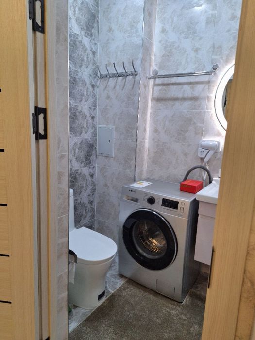 Sergilida Yangi choshtepa Dom sotiladi 80kv 3xona tayor mebel texnikal