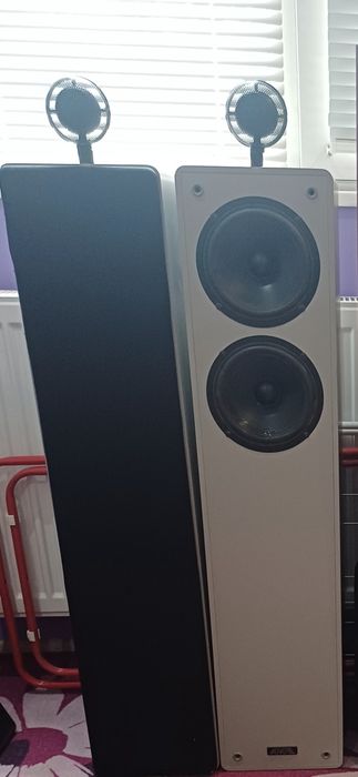 Продавам домашно кино