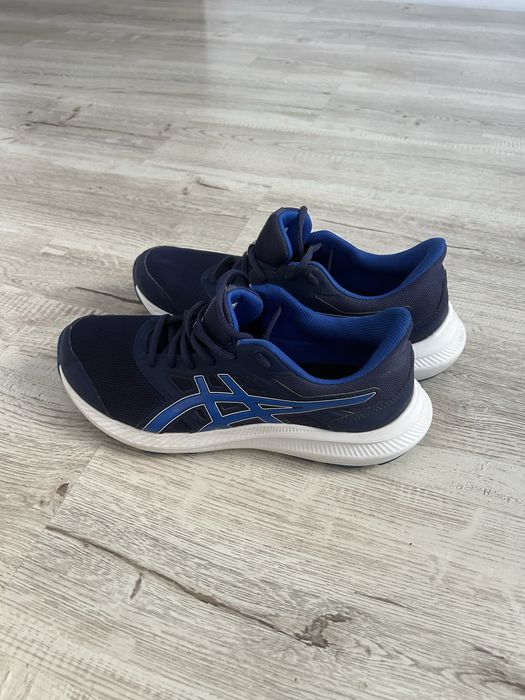 Asics F560321  42 Noi