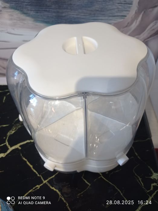 Продам диспенсер для круп