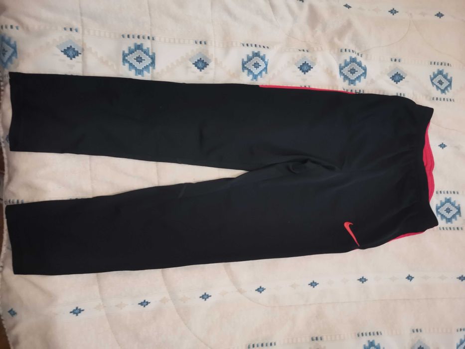 Детски анцунг nike оригинал